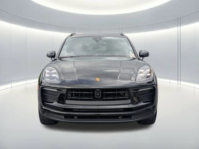 2023 Porsche Macan T - Image 9 of 19