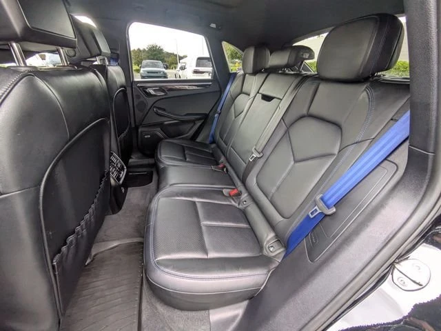 2023 Porsche Macan T - Image 18 of 19