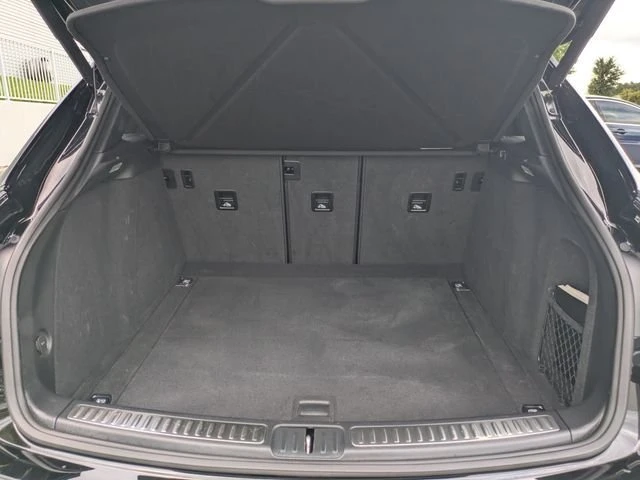 2023 Porsche Macan T - Image 19 of 19