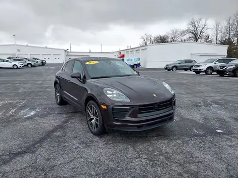 2023 Porsche Macan Turbo AWD
