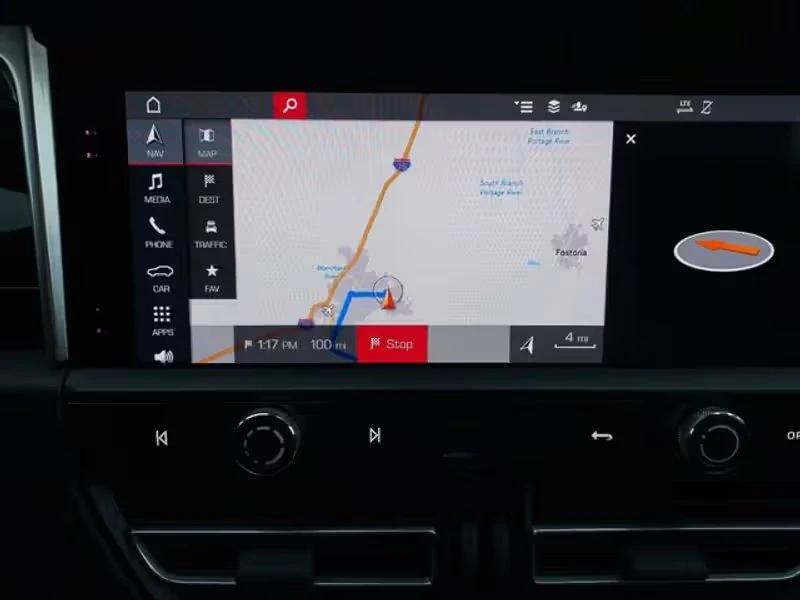 2023 Porsche Macan - Image 12 of 18