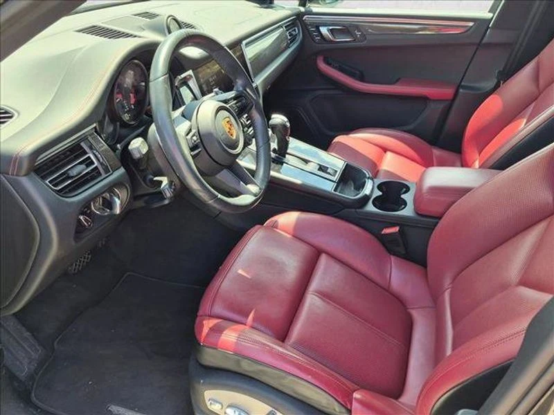 2023 Porsche Macan T - Image 13 of 20