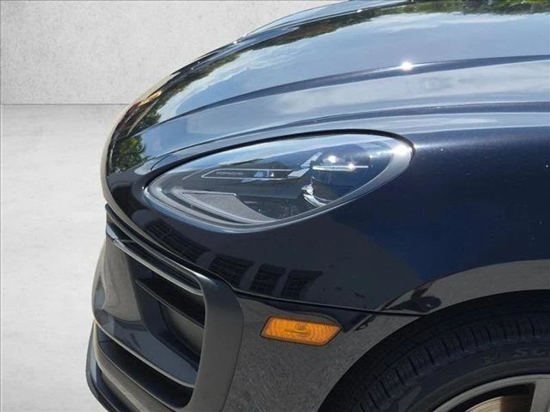 2023 Porsche Macan T - Image 14 of 20