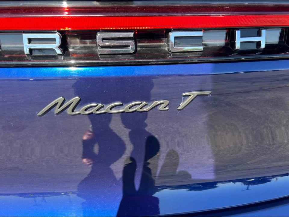 2023 Porsche Macan T - Image 5 of 11