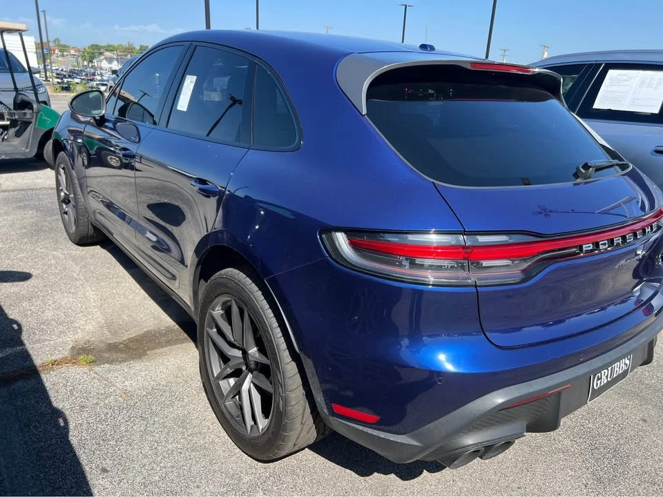 2023 Porsche Macan T - Image 6 of 11