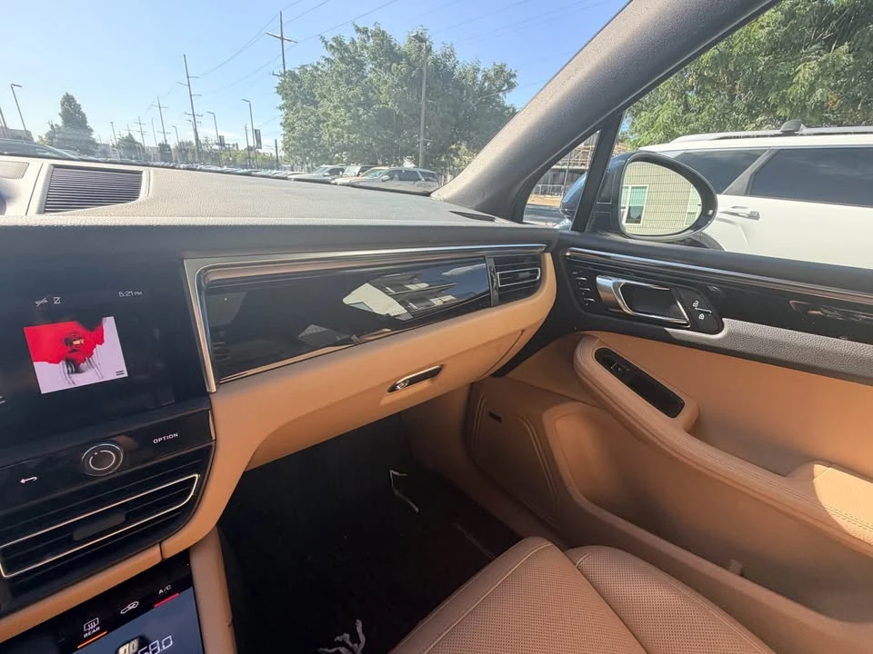 2023 Porsche Macan T - Image 14 of 19