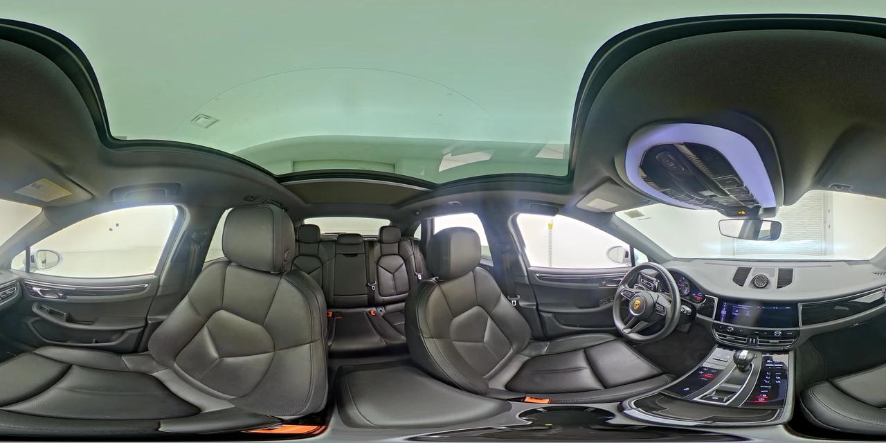 2023 Porsche Macan - Image 27 of 29