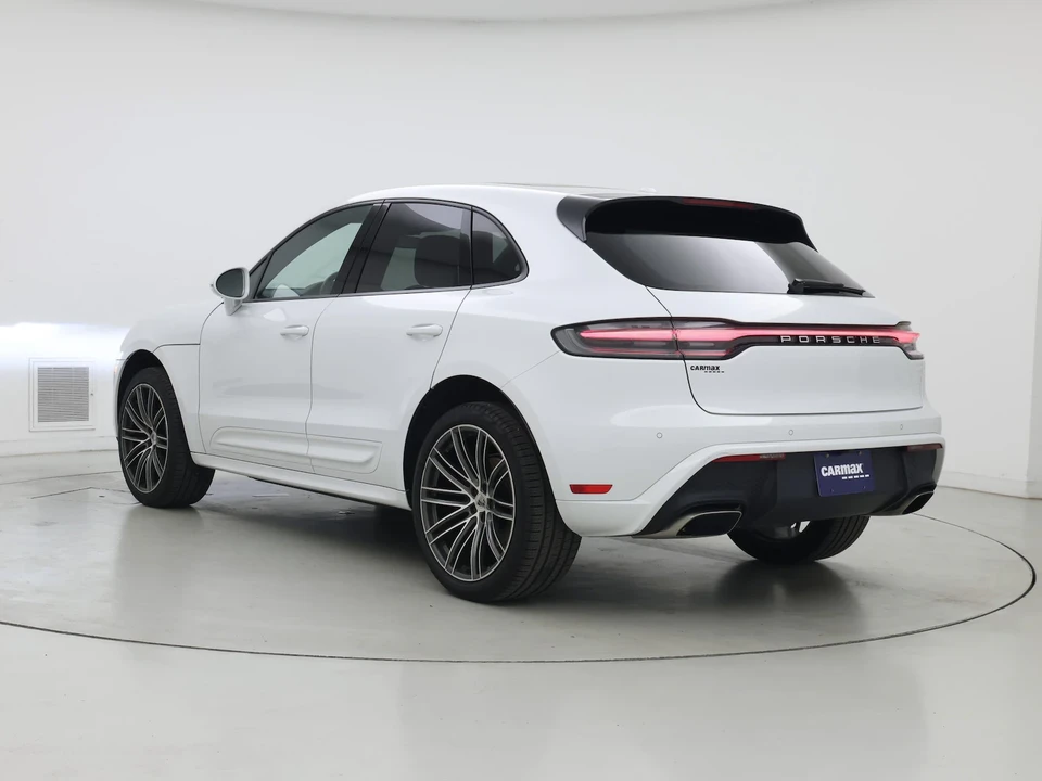 2023 Porsche Macan - Image 3 of 29