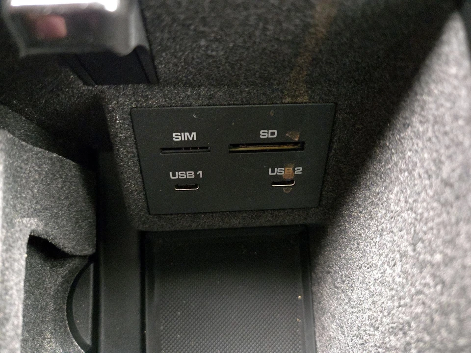 2023 Porsche Macan - Image 20 of 28