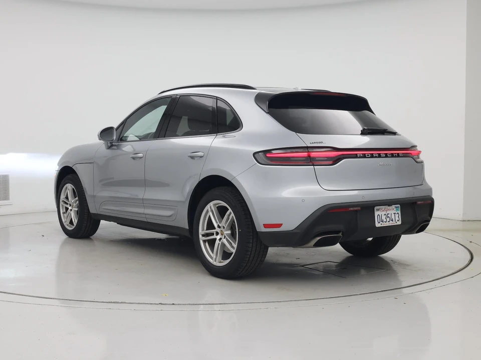 2023 Porsche Macan - Image 3 of 28