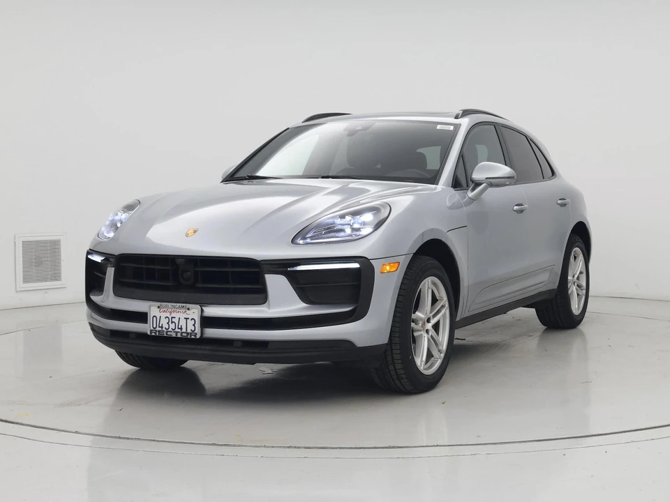 2023 Porsche Macan - Image 5 of 28