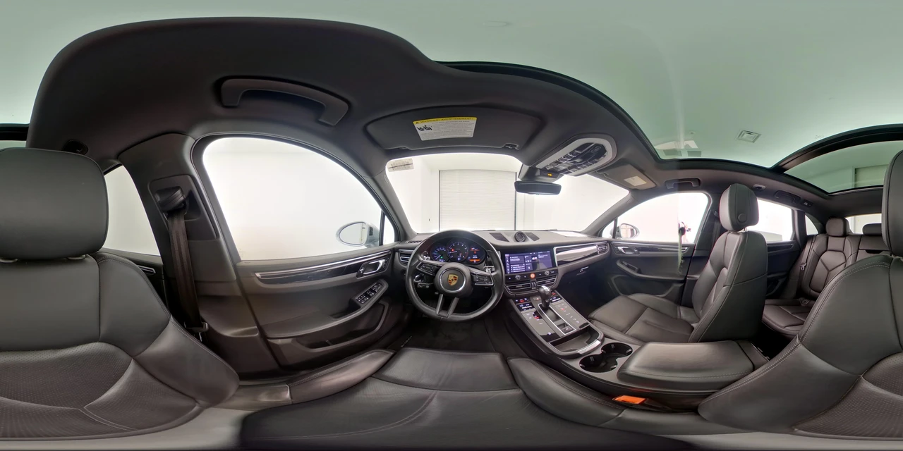2023 Porsche Macan - Image 28 of 28