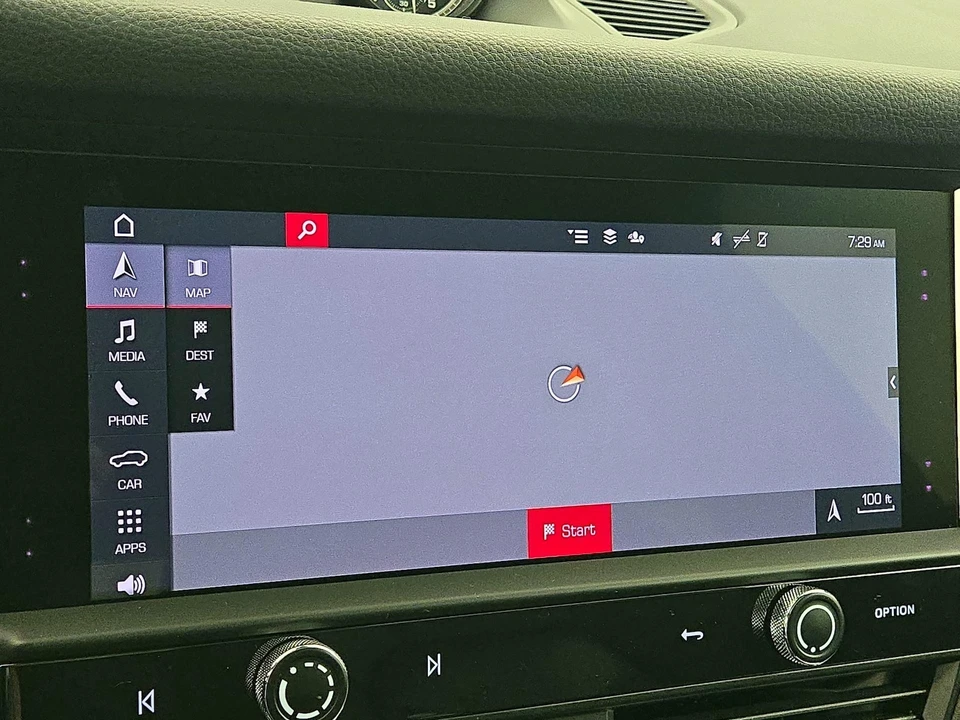 2023 Porsche Macan - Image 15 of 28