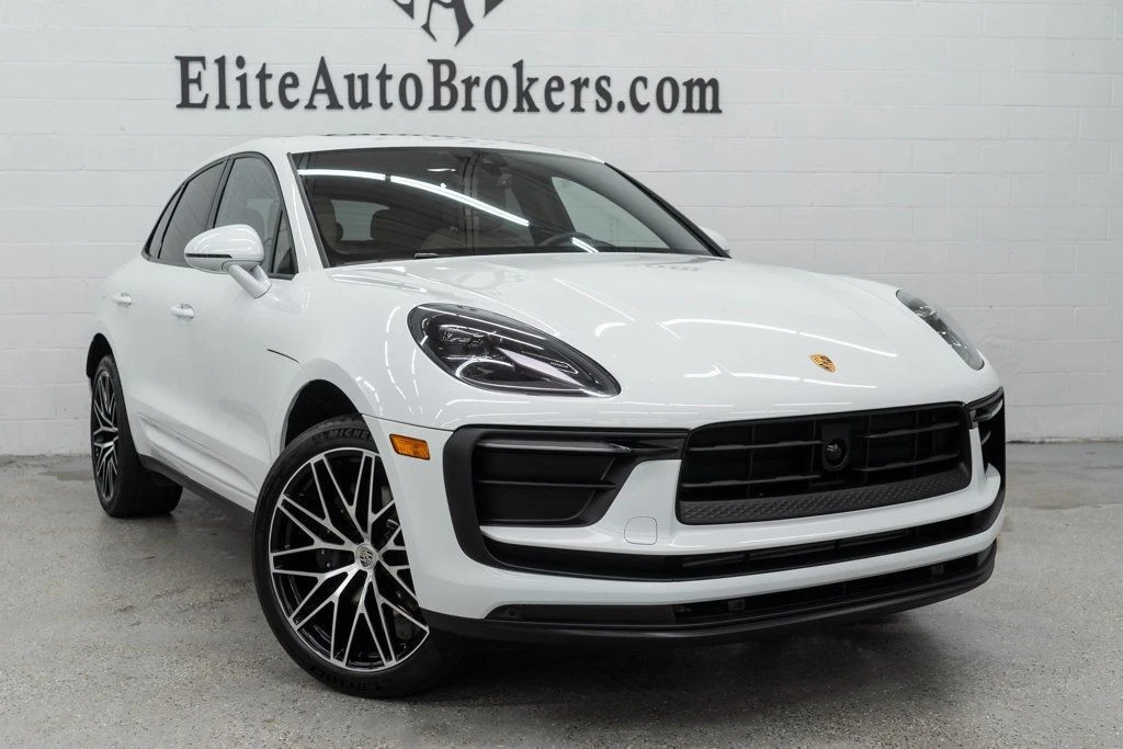 2023 Porsche Macan - Image 7 of 12