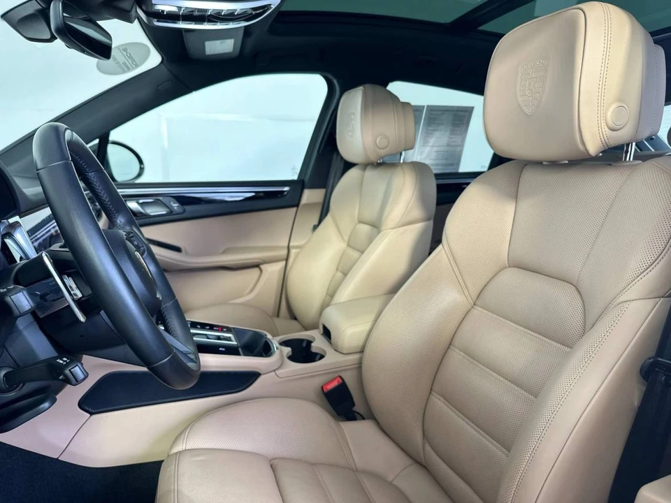 2023 Porsche Macan - Image 5 of 5