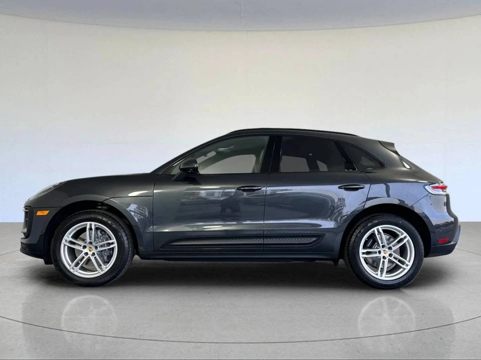 2023 Porsche Macan - Image 2 of 5