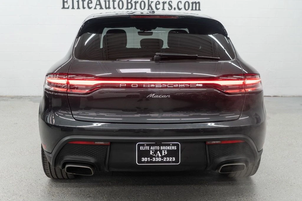 2023 Porsche Macan - Image 4 of 12
