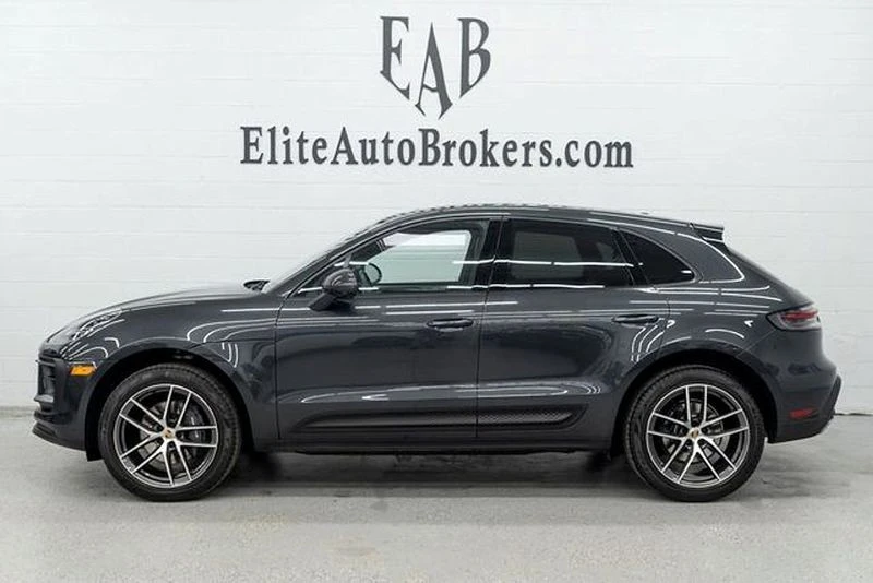 2023 Porsche Macan - Image 2 of 12