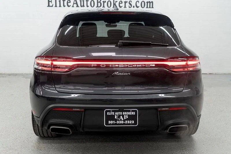2023 Porsche Macan - Image 4 of 12