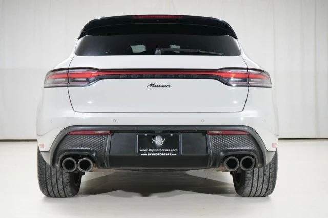 2023 Porsche Macan - Image 21 of 21