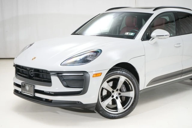2023 Porsche Macan - Image 6 of 21