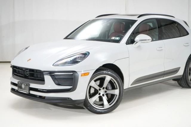 2023 Porsche Macan - Image 5 of 21