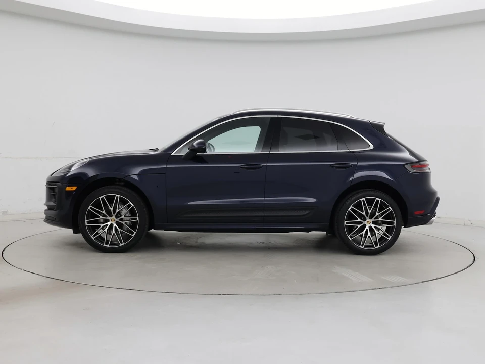2023 Porsche Macan T - Image 4 of 27