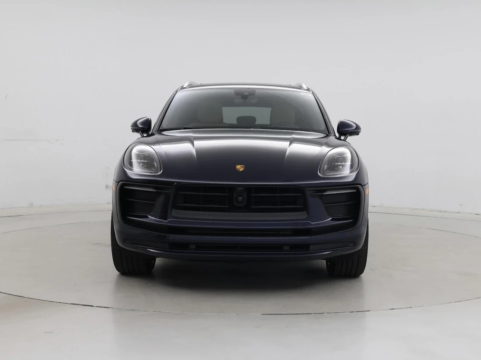 2023 Porsche Macan T - Image 6 of 27