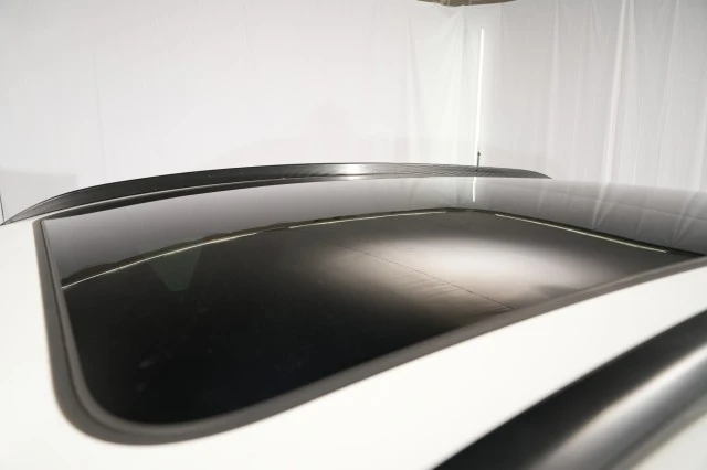 2023 Porsche Macan - Image 20 of 31