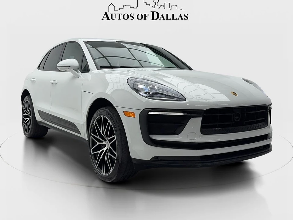 2023 Porsche Macan - Image 2 of 21