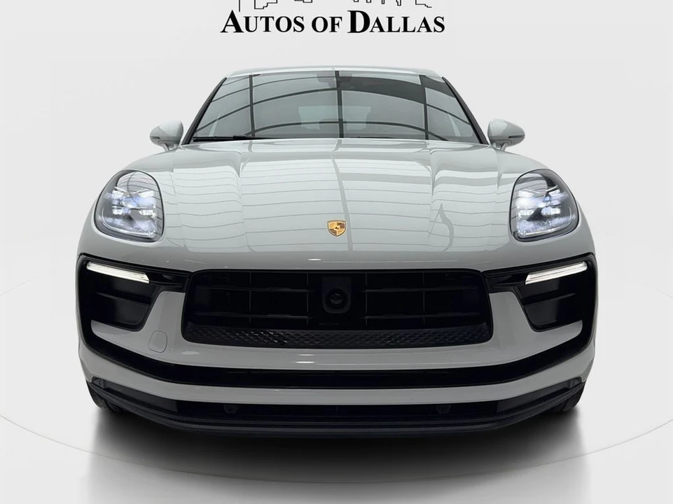2023 Porsche Macan - Image 3 of 21