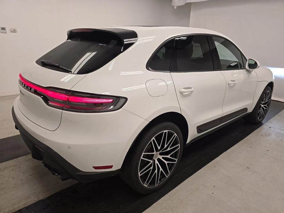 2023 Porsche Macan - Image 2 of 10