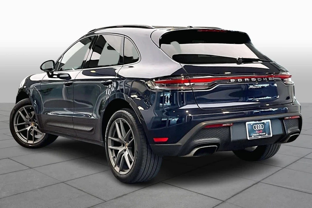 2023 Porsche Macan T - Image 11 of 12