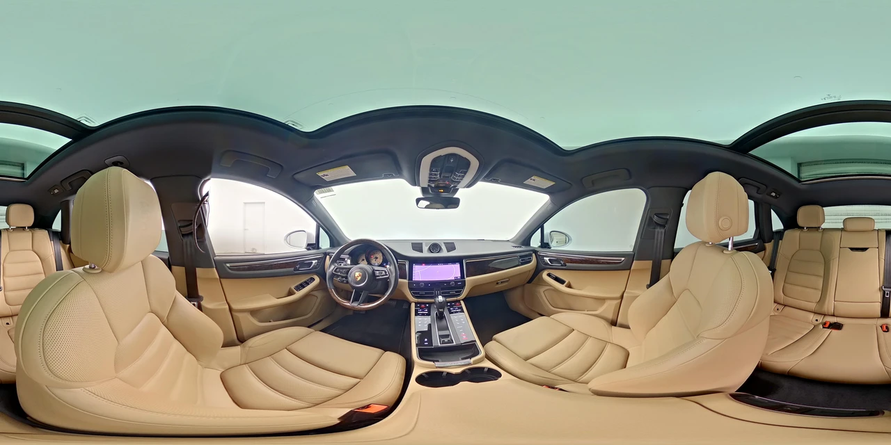2023 Porsche Macan - Image 26 of 28