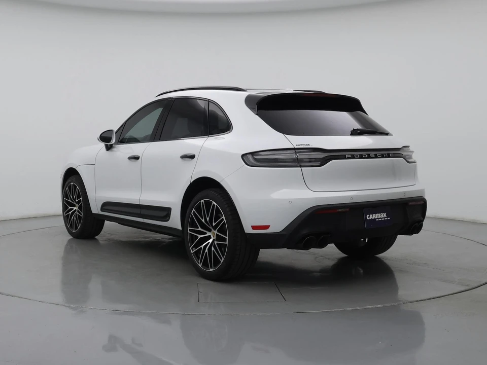 2023 Porsche Macan - Image 3 of 28