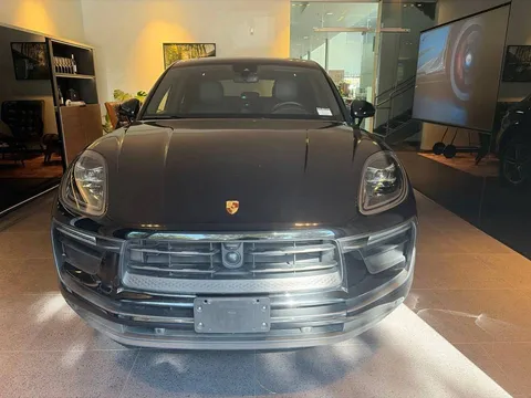 2023 Porsche Macan
