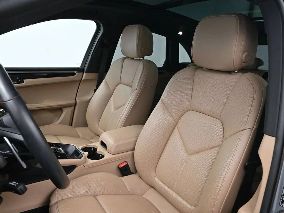 2023 Porsche Macan - Image 5 of 5