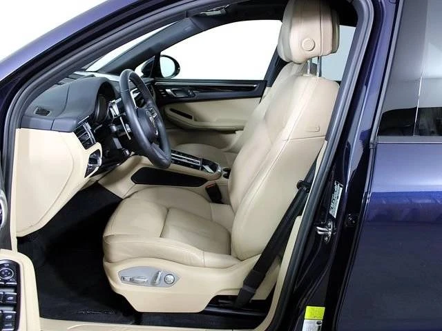 2023 Porsche Macan T - Image 5 of 5