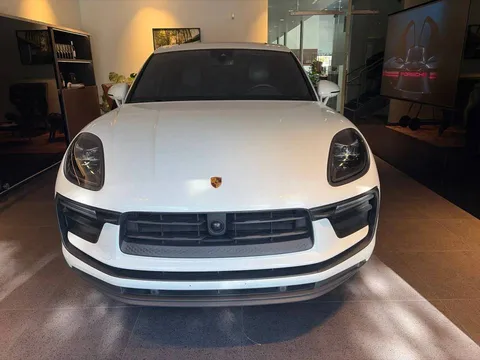 2023 Porsche Macan