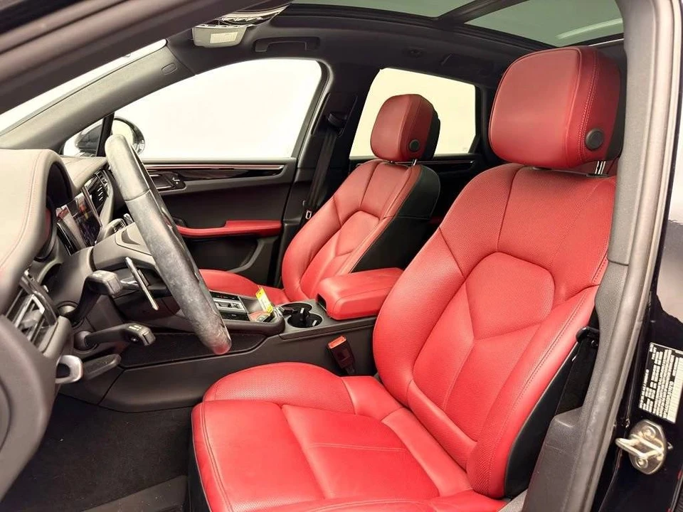 2023 Porsche Macan - Image 5 of 5