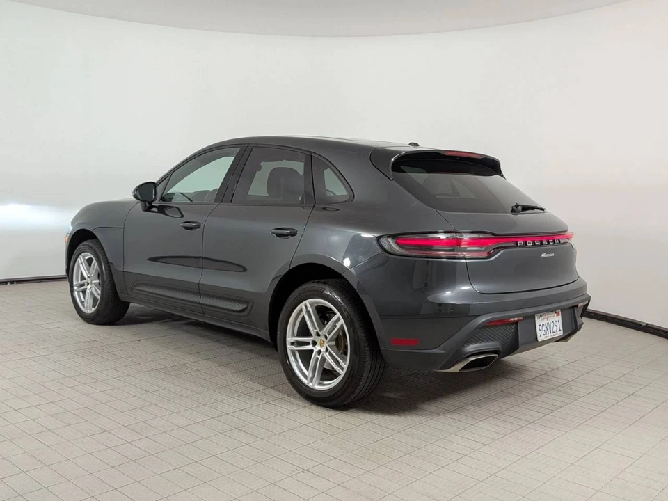 2023 Porsche Macan T - Image 3 of 5