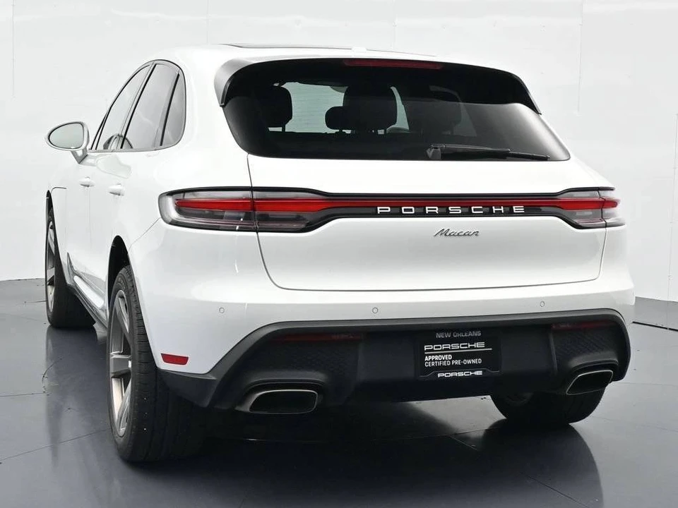 2023 Porsche Macan T - Image 3 of 5