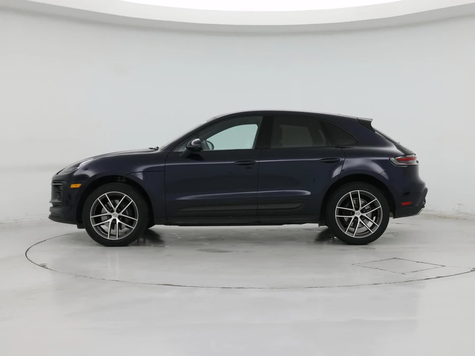 2023 Porsche Macan - Image 4 of 28