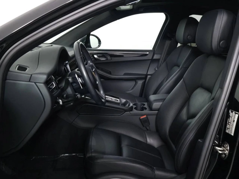 2023 Porsche Macan - Image 5 of 5
