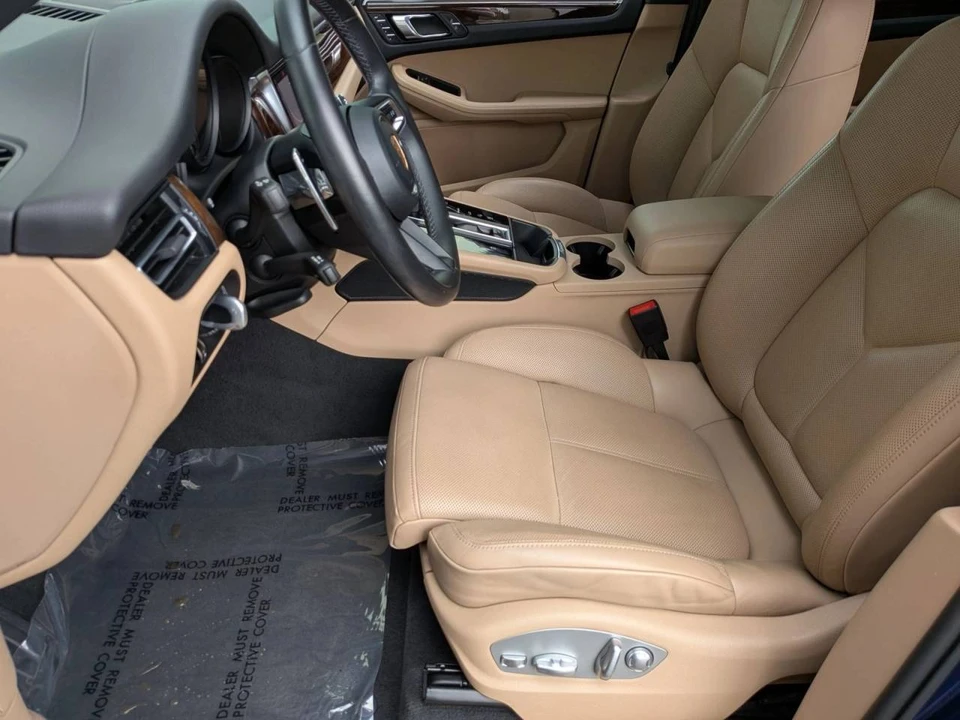 2023 Porsche Macan - Image 5 of 5