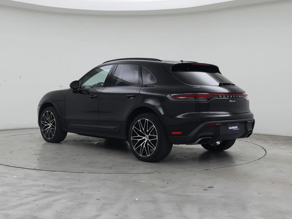 2023 Porsche Macan T - Image 3 of 27