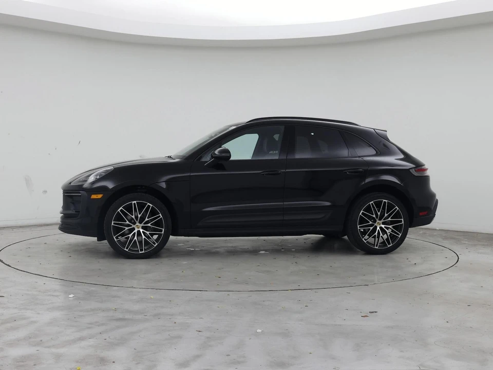 2023 Porsche Macan T - Image 4 of 27