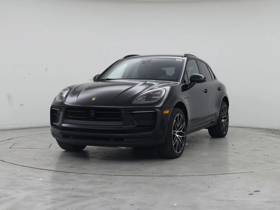 2023 Porsche Macan T - Image 5 of 27
