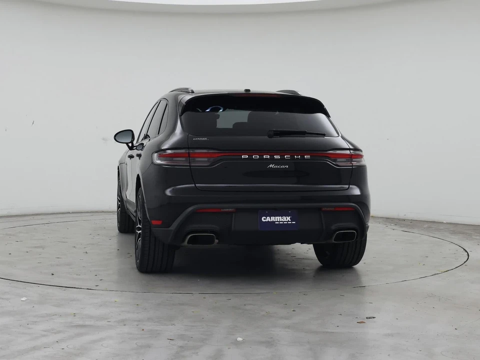 2023 Porsche Macan T - Image 7 of 27