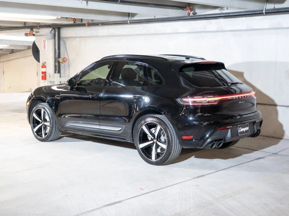 2023 Porsche Macan T - Image 3 of 5